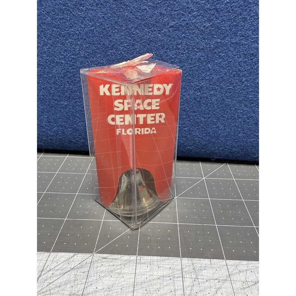 Kennedy Space‎ Center Silver Bell NASA Florida SPACE SHUTTLE in Box